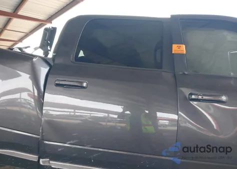 2019 Ram 2500 Laramie 4X4 6'4 Box from USA, damaged, VIN 3C6UR5FL2KG654025